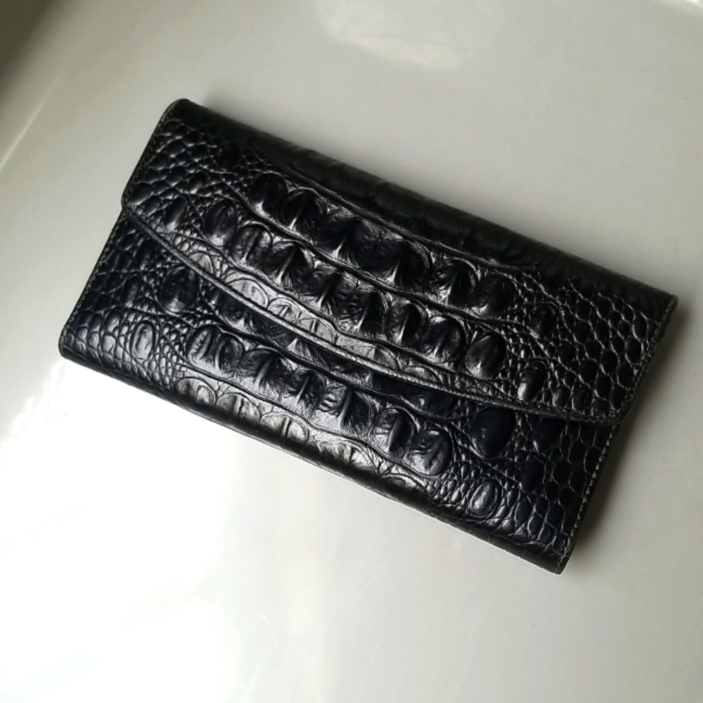 [NEW] BRAHMIN Leather Wallet Beautiful Classic Black Croc Embossed Long NWOT